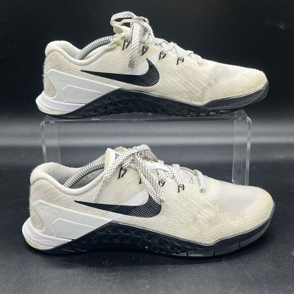 Nike Shoes - Nike Metcon 3 Womens 7 849807-100 crossfit gym training sneaker white black